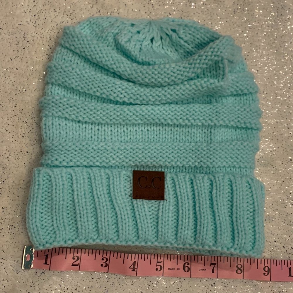 Ladies AQUA Knit Winter Beanie Hat - Picture 7 of 8